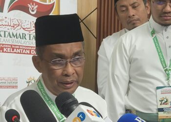 TAKIYUDDIN Hassan semasa sidang media selepas majlis perasmian Muktamar Pas Kali Ke-72 di Pusat Tarbiah Islamiah Kelantan (Putik), Kota Bharu, Kelantan. - UTUSAN/MUSTAQIM MOHAMED