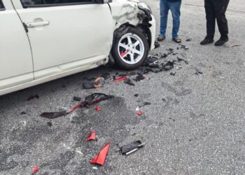KEMALANGAN mengorbankan seorang anggota tentera di simpang tiga Lebuh Meru Raya di Ipoh hari ini.