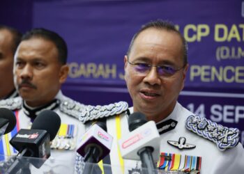 NOOR Hisam Nordin semasa sidang media selepas Majlis Perbarisan Tamat Latihan dan Penyampaian Sijil Pelantikan Inspektor Kor Sukarelawan Simpanan Polis Siswa/Siswi Universiti Awam Ke-22 2026 di Universiti Malaysia Kelantan (UMK) Kampus Bachok, Kelantan. - UTUSAN/KAMARUL BISMI KAMARUZAMAN