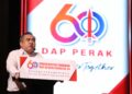 ANTHONY Loke Siew Fook berucap pada Konvensyen Tahunan DAP Negeri Perak Ke-24 di Ipoh, hari ini.