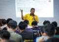 BAHASA Arab menjadi nilai tambah yang membuka lebih banyak peluang kerjaya kepada graduan di Malaysia.