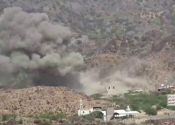 PERTEMPURAN antara Houthi dengan pakatan Arab Saudi makin hebat di Yemen. - AFP