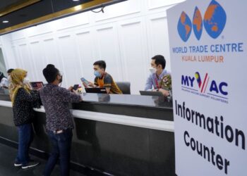 SETIAP surat dan e-mel wajar dijawab sebagai tanda menghargai suara masyarakat. -GAMBAR HIASAN