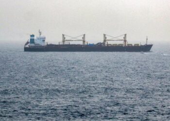 YEMEN berjaya menawan semula Selat Bab el-Mandeb yang sebelum ini dirampas Houthi. - AFP