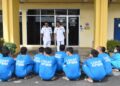 ANTARA PATI yang ditahan dalam bot yang dikejar Maritim Malaysia sehingga menyebabkan seorang anggota terkorban manakala tiga lagi cedera di Kuala Perlis hari ini. -UTUSAN/ASYRAF MUHAMMAD
