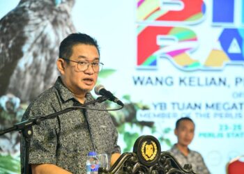ROSLAN Rani pada Majlis Perasmian Penutup The Northernmost İnternational Bird Race Wang Kelian 2026 di Wang Kelian, Perlis hari ini.-UTUSAN/IZLIZAN OTHMAN