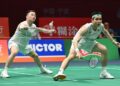 Soh Wooi Yik-Aaron Chia menundukkan pasangan Jepun Takuro Hoki-Yugo Kobayashi 21-19, 14-21, 21-11 pada Kejohanan Badminton Terbuka Denmark di Obaekvej, semalam. - AFP