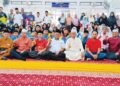 NORIDZUAN Abdul Manan (depan, empat dari kiri) bersama orang ramai yang menghadiri program Pemerkasaan Syariah dan Akidah (Persada) di Masjid Assobirin Felda Jengka 24, Jerantut, Pahang.