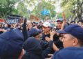 PERSATUAN belia mesti menggalak belia kita menyertai aktiviti kesukarelawan yang dapat menyumbang secara positif kepada masyarakat setempat.