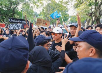 PERSATUAN belia mesti menggalak belia kita menyertai aktiviti kesukarelawan yang dapat menyumbang secara positif kepada masyarakat setempat.