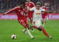 Michael Olise (kiri) terlepas aksi menentang Arsenal dalam saingan Liga Juara-Juara selepas menerima dua kad kuning sebelum ini. - AFP