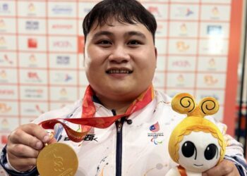 Bonnie Bunyau Gustin mengukuhkan statusnya antara atlet terbaik negara apabila mempertahankan pingat emas acara 72 kilogram (kg) lelaki pada Sukan Para Asia Aichi-Nagoya 2026, semalam. - IHSAN MSN