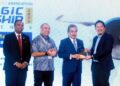 JOHARI Abdul Ghani (dua dari kanan) pada Persidangan Kepimpinan Strategik Aeroangkasa 2026 anjuran Persatuan Industri Aeroangkasa Malaysia (MAIA), di sini, semalam.