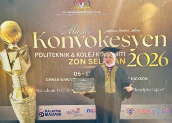 Nur Fatiha  Abdullah  pada majlis Majlis Konvokesyen Kolej Komuniti Negeri Johor 2026