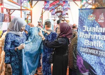 Industri kecil dan sederhana (IKS) kurang terlibat dalam proses penjanaan kekayaan atau wealth creation di mana walaupun ia merupakan 97 peratus daripada jumlah establishment, sumbangannya kepada Keluaran Dalam Negara Kasar (KDNK) hanya kira-kira 33 peratus sahaja. – GAMBAR HIASAN