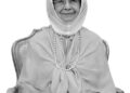 TUN Dr. Siti Hasmah Mohd. Ali memperlihatkan bahawa seorang wanita boleh menjadi profesional, ibu, pemimpin dan anggota masyarakat.