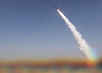 HOUTHI melancarkan serangan peluru berpandu ke arah Riyadh. - AFP