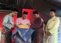ISMAIL Lasim (tengah) merasmikan Perpatih Fest 2026 di Muzium Negeri, Seremban, hari ini.