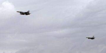 JET pejuang Jordan menyerang selatan Syria, lewat Isnin. - AFP