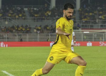 Paulo Josue mengakui perjalanan karier antarabangsanya semakin menghampiri penghujung. - UTUSAN/FARIZ RUSADIO