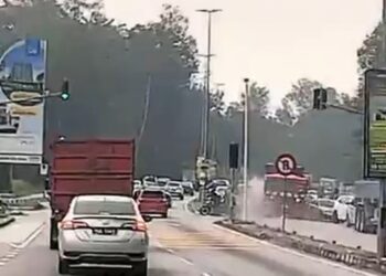 Lori rempuh kereta