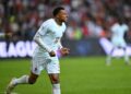 Kylian Mbappe sudah memenuhi tanggungjawabnya terhadap kelab, termasuk menjalani pemeriksaan perubatan sebelum mendapatkan pandangan pakar di Perancis. - AFP