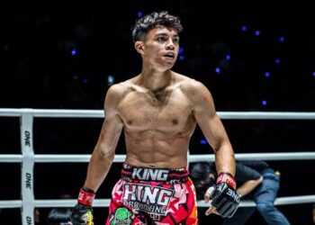 Mohd Rifdean Masdor akan menentang jaguh Jepun, Nadaka Yoshinari untuk merebut gelaran dunia ONE Championship dalam pertarungan ONE SAMURAI 4 di Tokyo, Sabtu ini. - IHSAN ONE CHAMPIONSHP