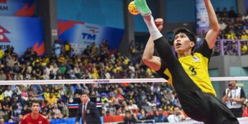 Noraizat Nordin gagal menyarung jersi Perak Bison dalam saingan Liga Sepak Takraw (STL) musim ini apabila disahkan mengalami kecederaan ligamen krusiat anterior (ACL) dan meniskus pada lutut kanan. - UTUSAN/SYAKIR NORDIN