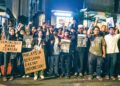 Rakyat Malaysia pada perhimpunan solidariti terhadap rakyat Indonesia yang berjuang menentang penindasan di depan Kedutaan Republik Indonesia, pada tahun lalu. – mingguan/ISKANDAR ISHAK