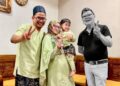 GAMBAR kenangan bersama Dr. Wong Kar Lin yang dikongsi oleh Azly Ahmad di laman Facebook milik beliau, semalam. - FACEBOOK