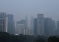SYARIKAT besar dengan keuntungan tinggi seharusnya membantu meningkatkan keupayaan usahawan kecil dan sederhana.