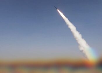 HOUTHI melancarkan serangan peluru berpandu ke arah Riyadh. - AFP