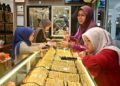 HARGA emas dunia susut ke paras RM530 segram selepas melonjak berikutan ketegangan di Asia Barat. - GAMBAR HIASAN