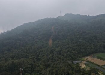 KEADAAN tanah runtuh yang dikesan di Gunung Jasar di Tanah Rata, Cameron Highlands ketika tinjauan udara menggunakan dron oleh Reach.
 – UTUSAN/GAMBAR IHSAN REACH