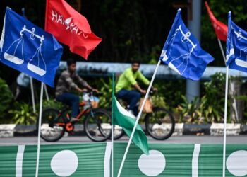 DEMOKRASI yang sihat memerlukan persaingan politik yang matang, institusi yang kukuh dan tujuan bersama.