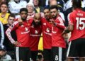 Pemain -pemain Manchester United meraikan jaringan gol Bryan Mbeumo (dua dari kiri) dalam aksi Liga Perdana Inggeris menentang Leeds United di Elland Road, semalam. - AFP
