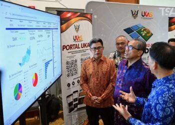 SHAMSUL Azri Abu Bakar pada Majlis Apresiasi Penarafan Naziran Pengurusan Aduan Awam Peringkat Pentadbiran Setiausaha Kerajaan Negeri (SUK) Tahun 2025.