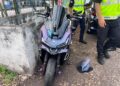 SEORANG wanita hamil cedera manakala bayi berusia 36 minggu dalam kandungannya maut selepas motosikal ditunggang terlibat dalam kemalangan di Kilometer 4.3, Jalan Kota Tinggi-Kluang, Kota Tinggi.