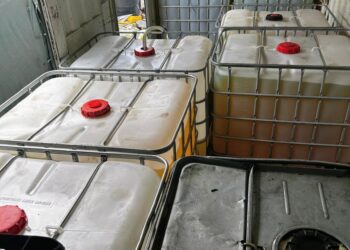 PPM Wilayah Dua membongkar kegiatan penyelewengan diesel bersubsidi bernilai RM949,160 di Taman Kota Puteri, Masai.