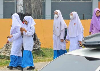 TUNKU MAHKOTA ISMAIL berkenan menitahkan agar semua sekolah di negeri Johor ditutup selama dua hari iaitu pada 8 dan 9 Oktober 2026 susulan keadaan cuaca jerebu dan kemerosotan kualiti udara yang sedang berlaku di seluruh negeri.