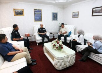 KETUA Polis Selangor, Datuk Shazeli Kahar dalam sesi kunjungan hormat Persatuan Wartawan Jenayah (CIJA), di Ibu Pejabat Polis Kontinjen (IPK) Selangor.