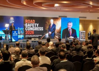 Timbalan Perdana Menteri, Datuk Seri Dr. Ahmad Zahid Hamidi bercakap ketika Majlis Perasmian Kongres Keselamatan Jalan Raya (RSC) 2026 di Pusat Pameran dan Perdagangan Antarabangsa Malaysia (MITEC) hari ini.
