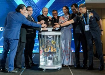Timbalan Perdana Menteri, Datuk Seri Dr. Ahmad Zahid Hamidi merasmikan Majlis Perasmian Kongres Keselamatan Jalan Raya (RSC) 2026 di Pusat Pameran dan Perdagangan Antarabangsa Malaysia (MITEC) hari ini. / M. FIRDAUS M. JOHARI
