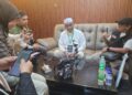 TAKIYUDDIN Hassan (tengah) semasa menjawab soalan yang dikemukakan wartawan program Himpunan dan Munajat Penyatuan Ummah (Himpak) sempena Karnival Rakyat Kelantan 36 Tahun Membangun Bersama Islam (MBI) di Stadium Sultan Muhammad IV, Kota Bharu, Kelantan-UTUSAN/MUSTAQIM MOHAMED.