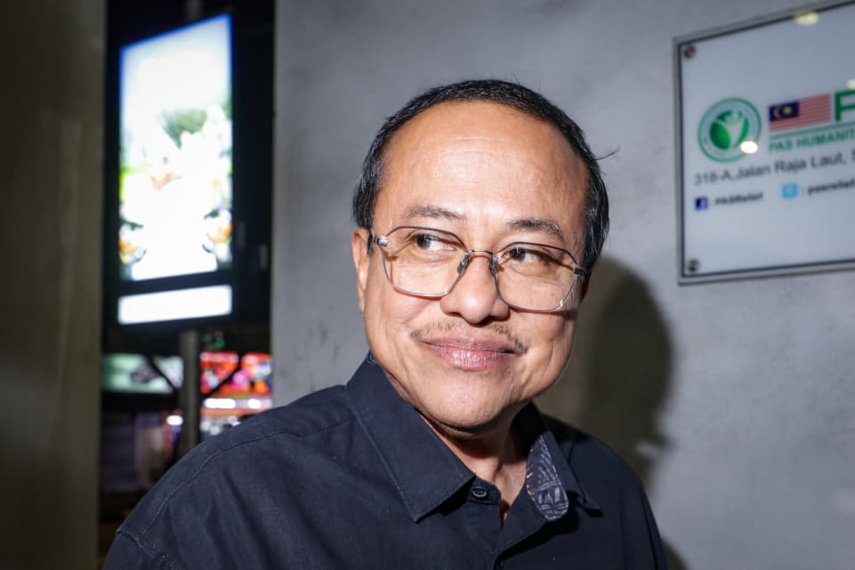 Bersatu ada hati lagi ke dengan PN? – Ahmad Samsuri Bersatu ada hati lagi ke dengan PN? – Ahmad Samsuri
