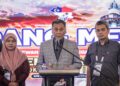 RAMLAN Harun ketika sidang media di Wisma Perseketuan Melaka hari ini.