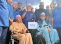 Presiden Pas, Tan Sri Abdul Hadi Awang ketika berada di perkarangan Dewan Tun Ali bersama penyokong Perikatan Nasional (PN).
