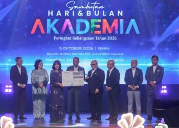 ZAMBRY Abd Kadir merasmikan Majlis Sambutan Hari dan Bulan Akademia Peringkat Kebangsaan Tahun 2026 yang berlangsung di Dewan Tunku Canselor, Universiti Malaya hari ini. UTUSAN/M. FIRDAUS M. JOHARI
