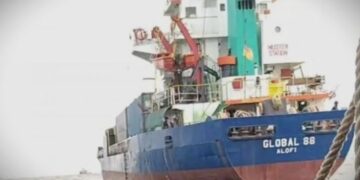 TENTERA Laut Indonesia menyiasat kapal kargo MV Global 88. - ANTARA
