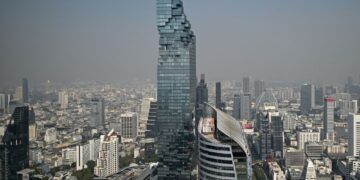 VISA seorang wanita Israel diThailand dibatalkan. - AFP
